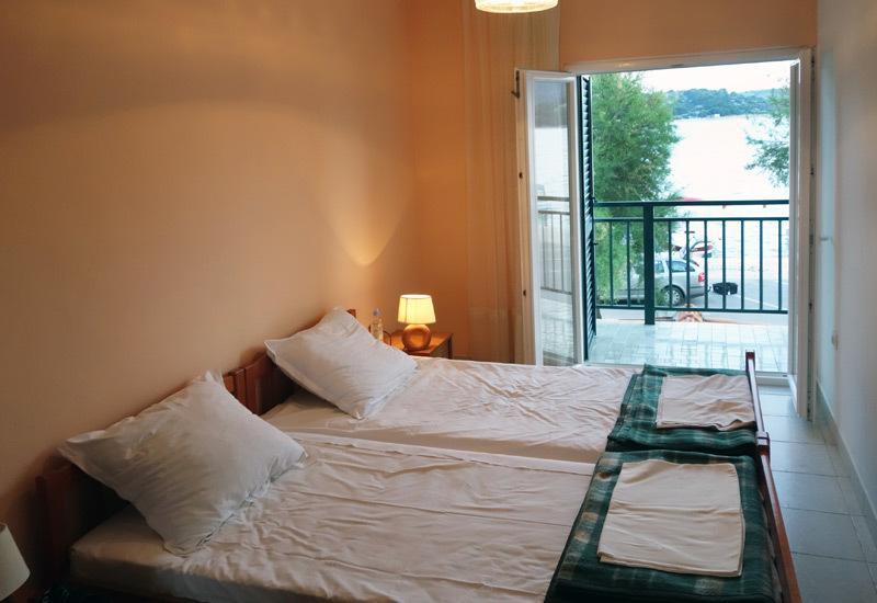 Waterfront Apartments Tisno Room photo