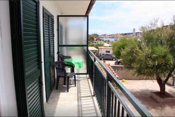 Waterfront Apartments Tisno Exterior photo
