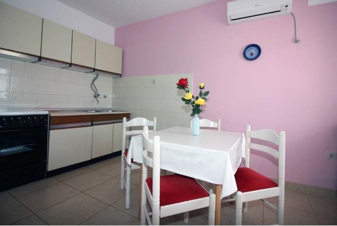 Waterfront Apartments Tisno Exterior photo