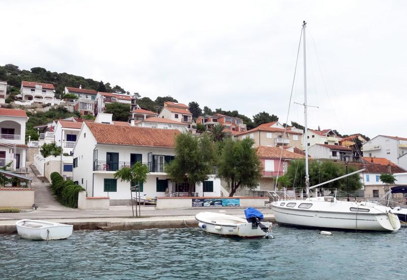 Waterfront Apartments Tisno Exterior photo